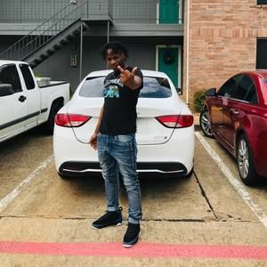 Meet your Posher, Dee